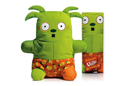 Estilo Toyart: Bonecos em Embalagem de Suco