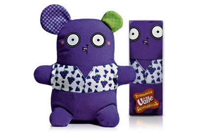 Estilo Toyart: Bonecos em Embalagem de Suco