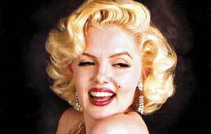 Marilyn Monroe Faz Oral em Vídeo Pornô