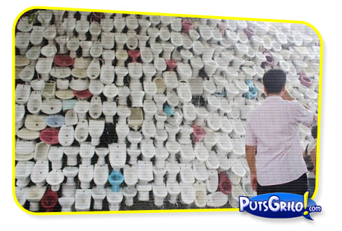 Fotos: Incrível Muralha feita de Porcelanas Sanitárias