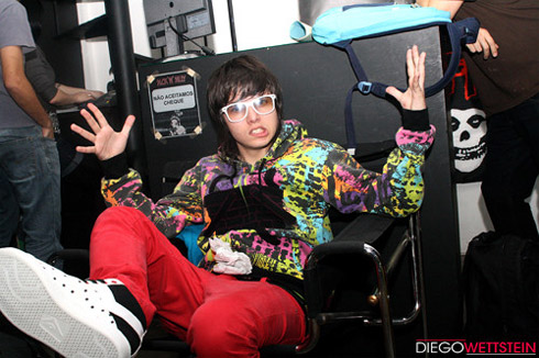 Restart: Fotos e Clipe de Recomeçar Restart: Fotos e Clipe de Recomeçar