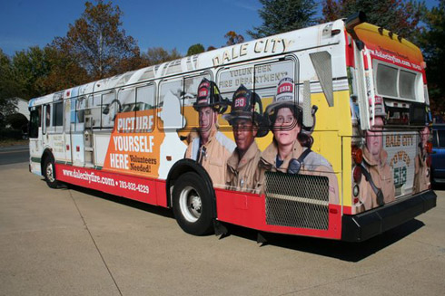 Fotos: Propagandas em Ônibus [Bus Door]