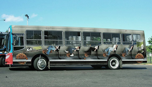 Fotos: Propagandas em Ônibus [Bus Door]