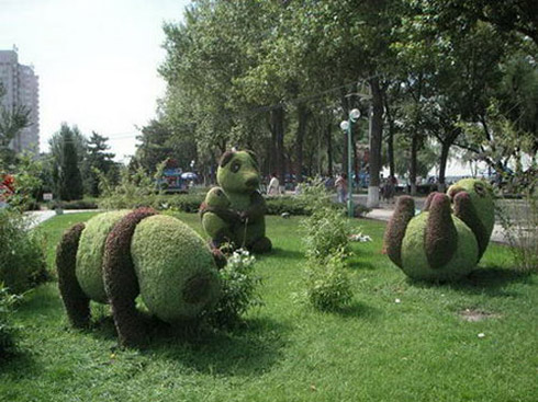 Arte: Esculturas Feitas de Plantas
