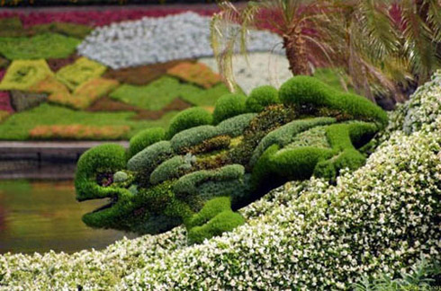 Arte: Esculturas Feitas de Plantas