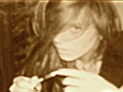 Flagra: Lindsay Lohan Beijando Paris Hilton na Boca