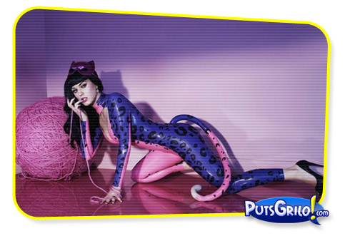 Fotos de Katy Perry Posando de Gata em Propaganda