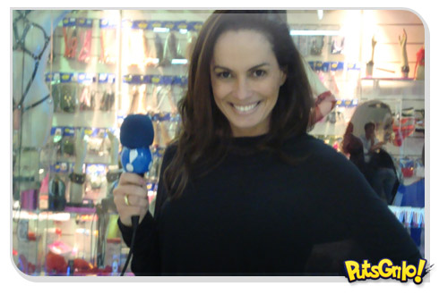 Núbia Oliiver: Revista Traz Novas Fotos