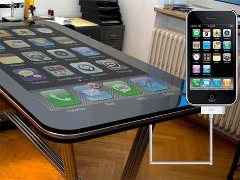 Montagem: iPhone-Mesa de 58 Polegadas