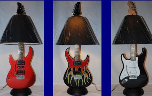 Luminárias e Abajures Feitos com Guitarras