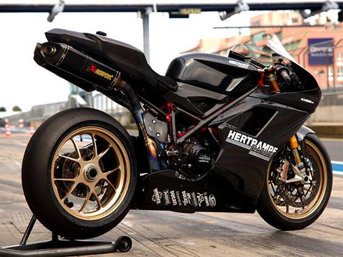 Motos Tunadas em Exposição na Alemanha