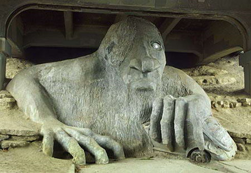 Os Monumentos Mais Loucos do Mundo