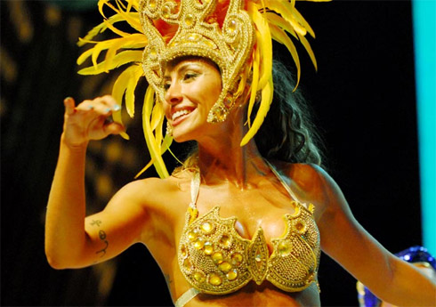 Carnaval 2011: Clipe das Rainhas de Bateria de São Paulo