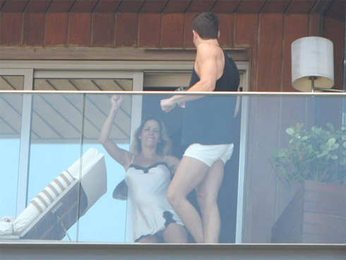 Fotos Íntimas de Danielle Winits e Jonatas Faro na Lua de Mel Fotos Íntimas de Danielle Winits e Jonatas Faro na Lua de Mel