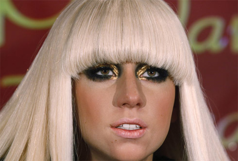 Lady Gaga Ganha Réplicas de Cera