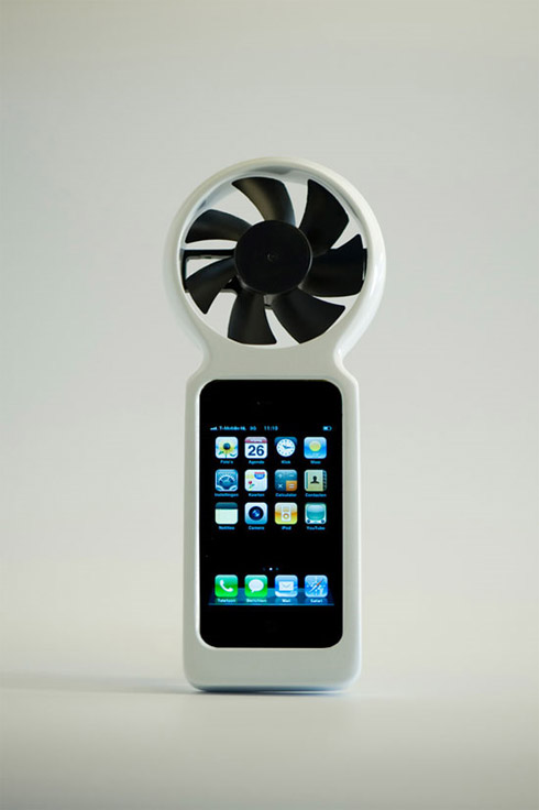 iPhone com Carregador Movido a Energia Eólica