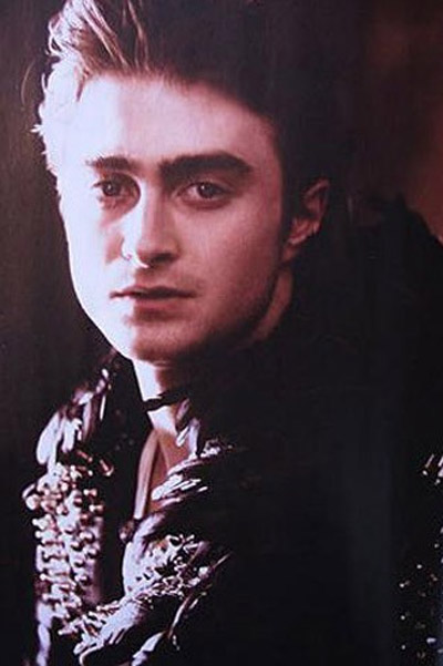 Fotos de Daniel Radcliffe [Harry Potter] Como Zumbi em Revista