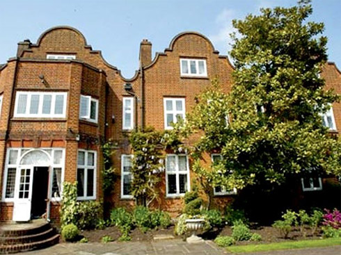 Mansões de Celebridades e Famosos [Fotos]