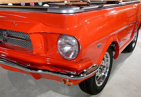 Ford Mustang Vira Mesa de Sinuca