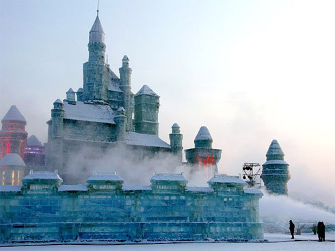 Esculturas Gigantes de Gelo Na China Esculturas Gigantes de Gelo Na China