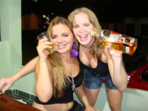 BBB11: Paula Leite em Fotos de Biquíni