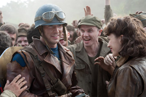 Filme Capitão América: Fotos de Chris Evans no Uniforme Completo