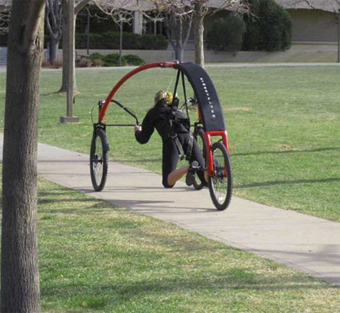 Bicicleta que vira asa-delta