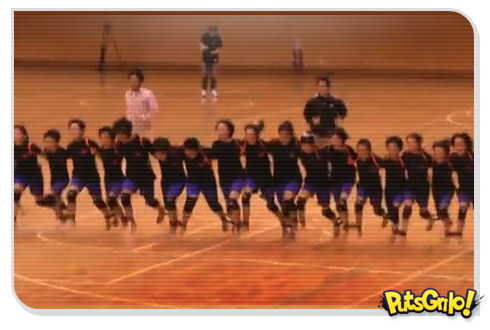Trabalho de equipe em escola no Japão [Vídeo]