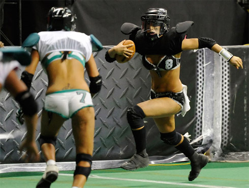 Fotos das mulheres na final da Liga de Lingerie de Futebol Americano