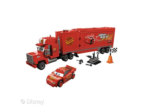 Carros 2: Animação lança linha de brinquedos