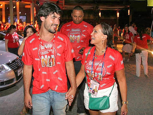 Dinheiro compra até amor sincero