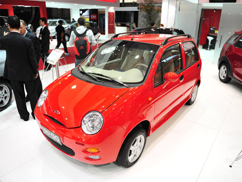Chery QQ: Fotos e preço do carro mais barato do Brasil