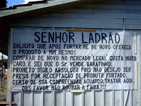 Placas com erros de português bizarros