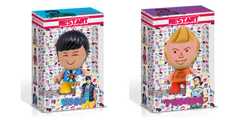 Banda Restart viram bonecos toy art