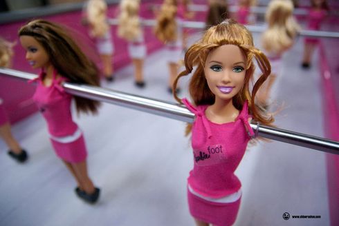 mesa de totó da Barbie