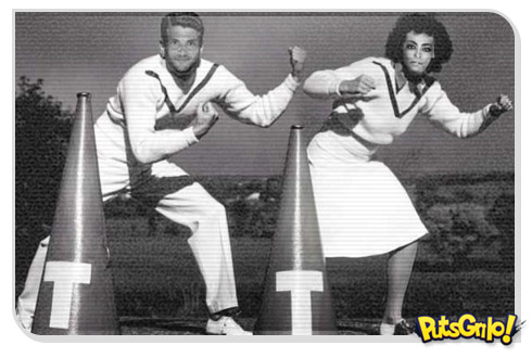 Fotos estilo anos 60 com o Yearbook Yourself