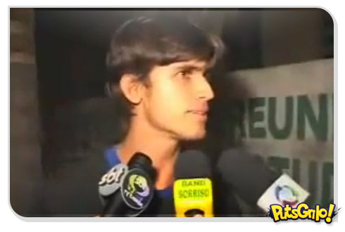 Acidente de trânsito narrado pelo Mickey Mouse