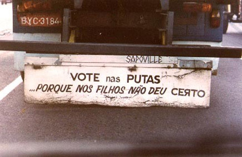 Comunicação fail: Placas e Anúncios Bizarros