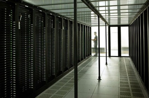 Facebook: Fotos do datacenter e dos servidores