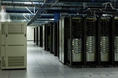 Facebook: Fotos do datacenter e dos servidores