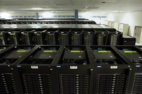 Facebook: Fotos do datacenter e dos servidores