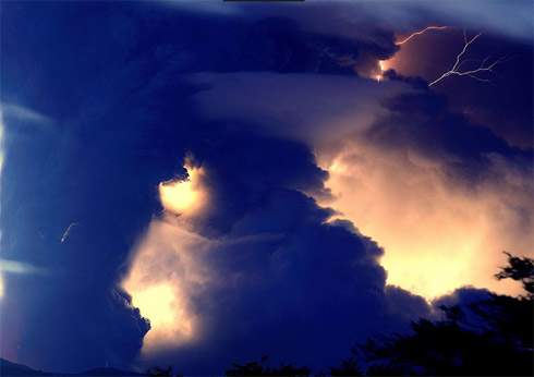 Erupção do vulcão Puyehue nos Andes: Fotos incríveis Erupção do vulcão Puyehue nos Andes: Fotos incríveis