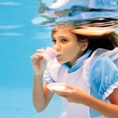 Elena kalis alice in waterland