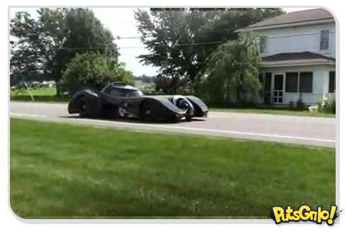 O carro do Batman na vida real