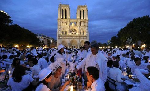jantar branco em paris