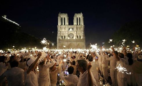 jantar branco em paris