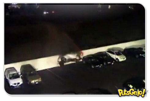 Acidente no estacionamento com um Porsche