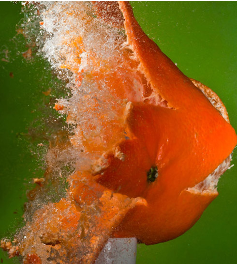 Fotos em slow motion de objetos destruídos