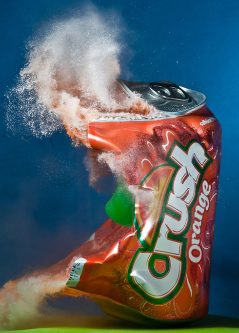 Fotos em slow motion de objetos destruídos