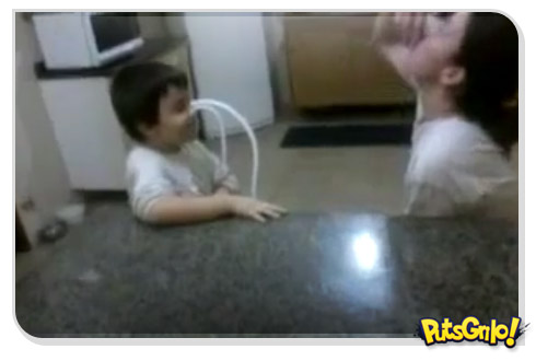Olha filho como o remédio é bom!